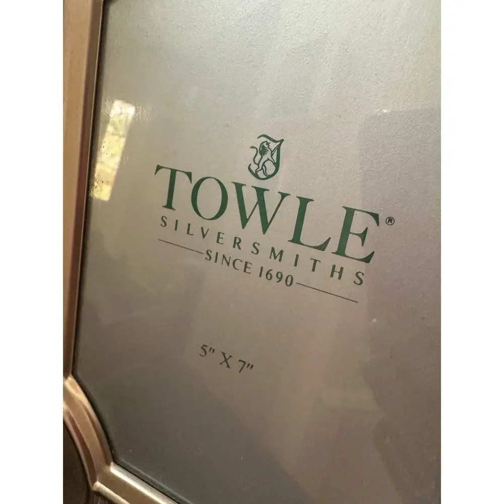 Vintage silver plate photo frame by Towle Silversmiths ornate metal 5x7”